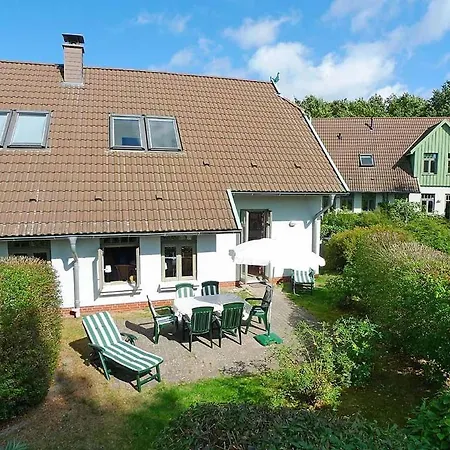 Ferienhaussiedlung Strandperlen Sanddornhof 8b Holiday home Wustrow (Fischland)